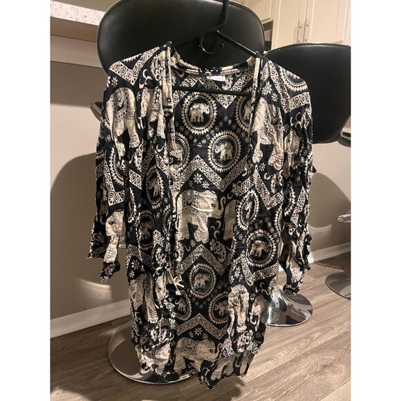 Shaw - Picture 1 of 2